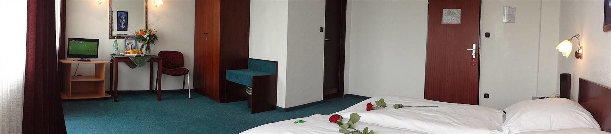 Hotel Mainbogen Offenbach am Main Екстер'єр фото