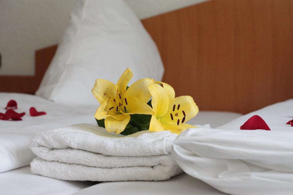 Hotel Mainbogen Offenbach am Main Екстер'єр фото