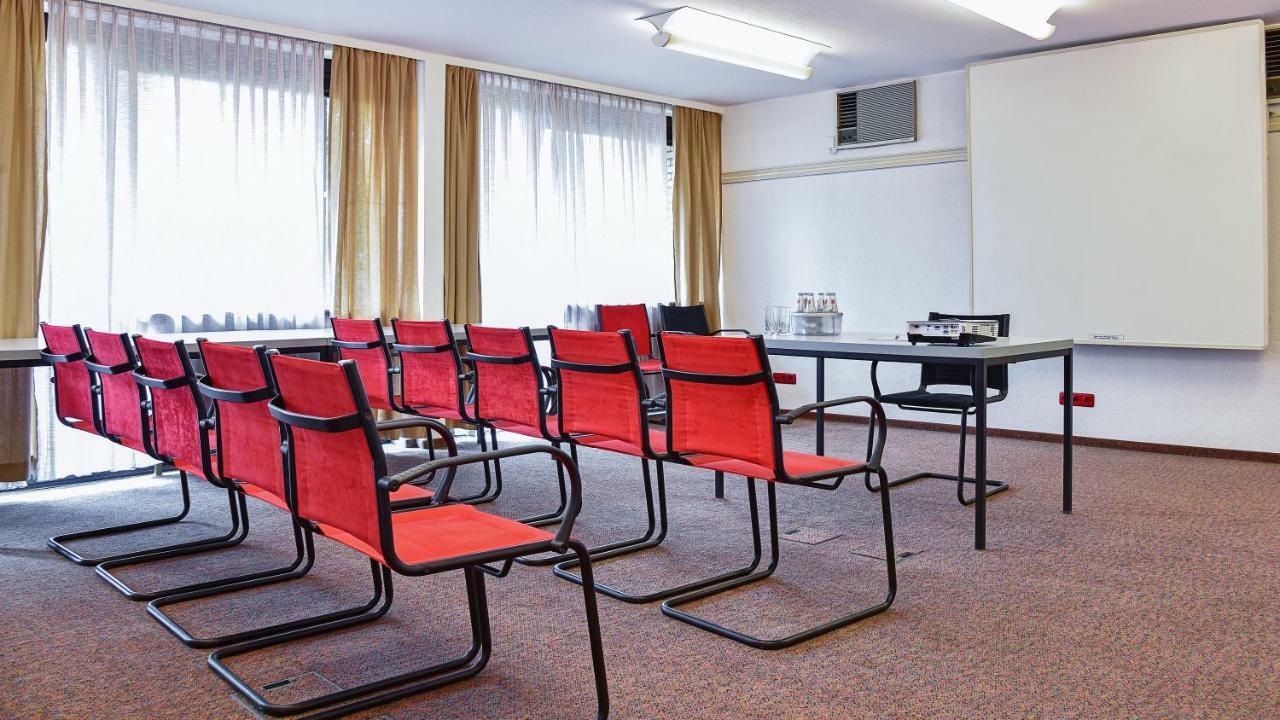 Hotel Mainbogen Offenbach am Main Екстер'єр фото